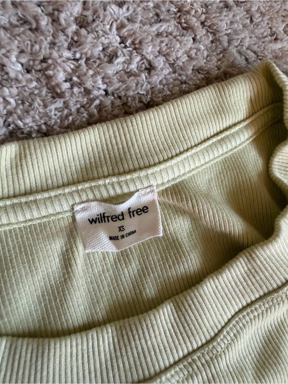Wilfred Free Pale Yellow Ribbed Crop Top